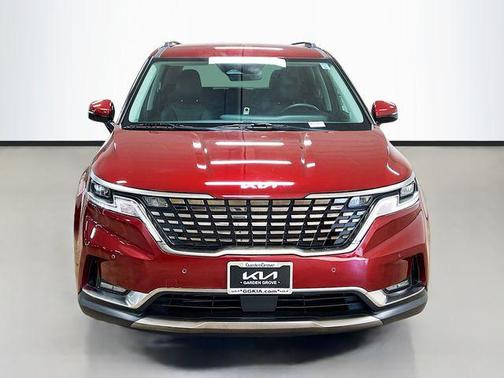 2024 Kia Carnival SX