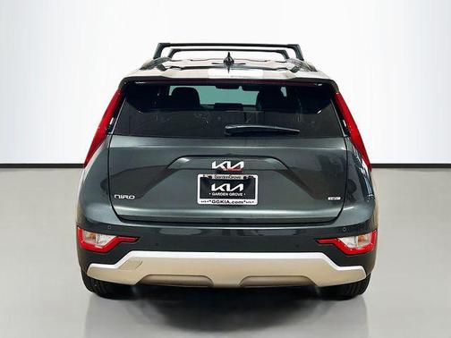 2025 Kia Niro EX