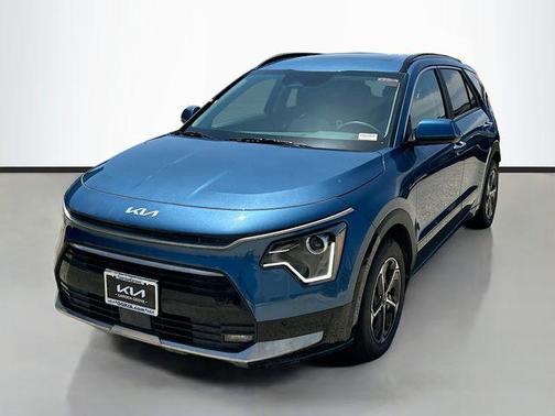 2025 Kia Niro SX
