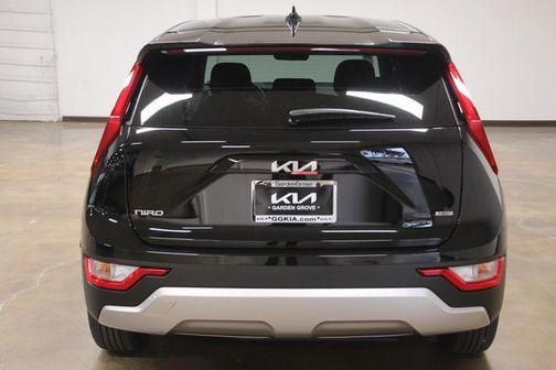 2025 Kia Niro LX