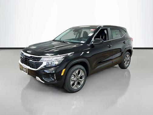 2025 Kia Seltos LX