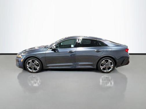 2022 Kia K5 EX