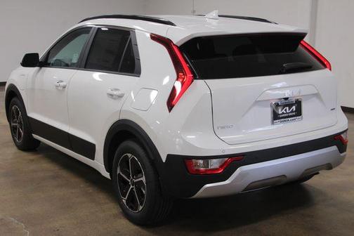 2025 Kia Niro Plug-In Hybrid EX