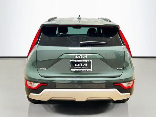 2025 Kia Niro Plug-In Hybrid EX