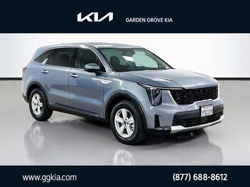 Silver 2025 Kia Sorento LX