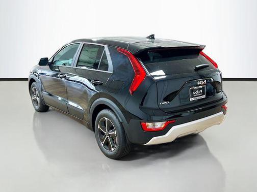 2025 Kia Niro LX