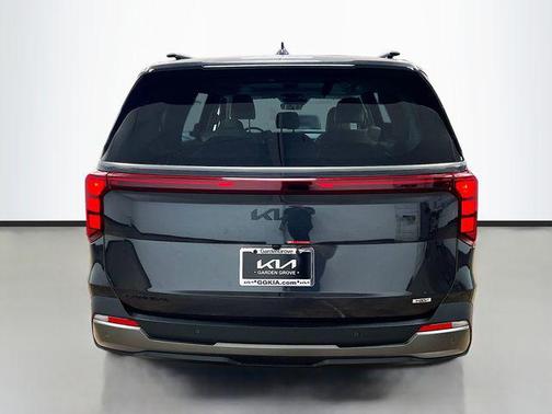 2025 Kia Carnival Hybrid SX