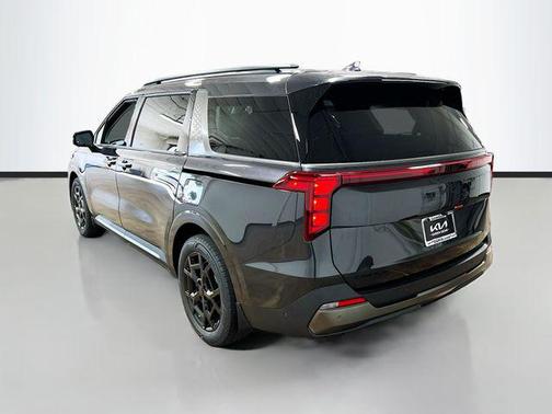 2025 Kia Carnival Hybrid SX