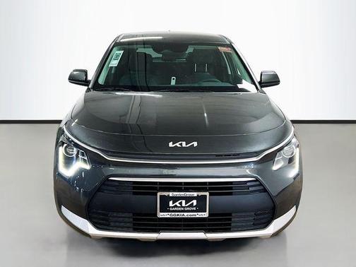 2025 Kia Niro LX