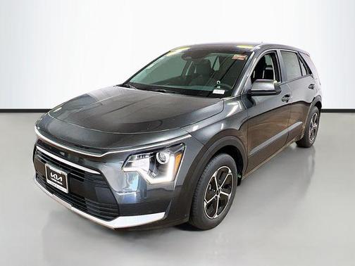 2025 Kia Niro LX