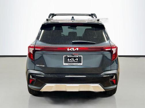 2025 Kia Seltos EX