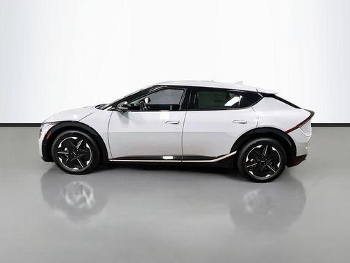 2025 Kia EV6 Wind