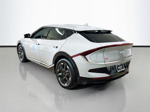 2025 Kia EV6 Wind
