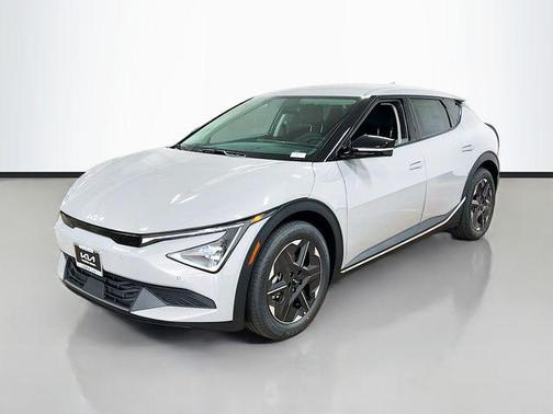 2025 Kia EV6 Light Long Range