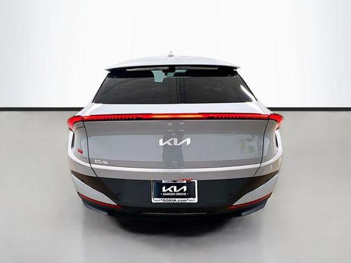 2025 Kia EV6 Light Long Range