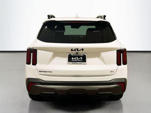 2025 Kia Sorento EX