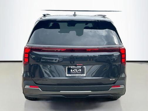2025 Kia Carnival Hybrid SX