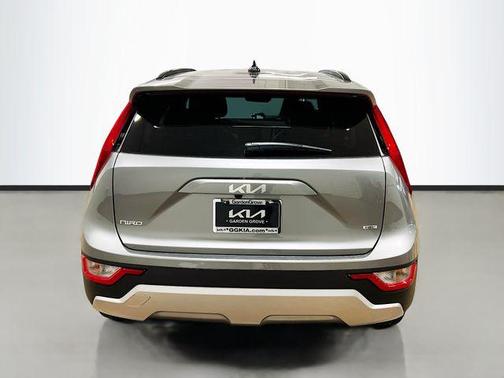 2025 Kia Niro LX