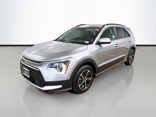 2025 Kia Niro LX