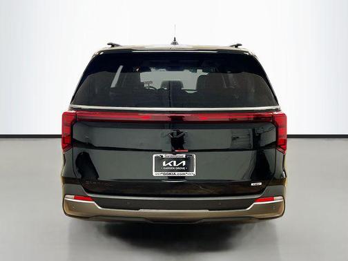 2025 Kia Carnival Hybrid SX