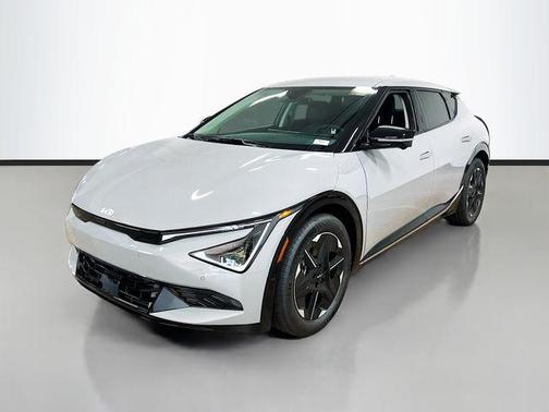 2025 Kia EV6 Wind