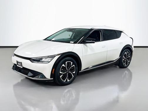Glacier 2022 Kia EV6 Wind