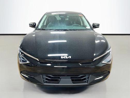 2025 Kia EV6 Light Long Range
