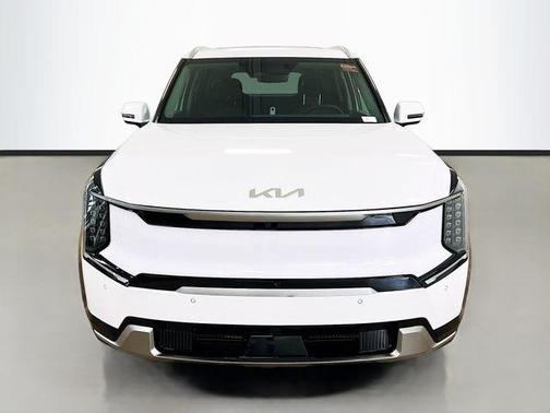 2026 Kia EV9 Land