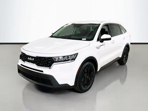 2022 Kia Sorento LX