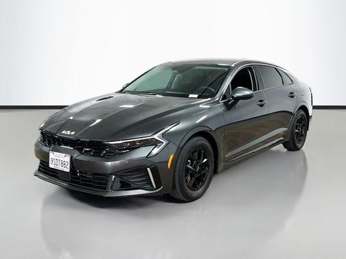 2025 Kia K5 LXS