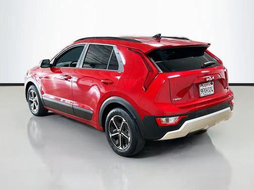 2023 Kia Niro EX