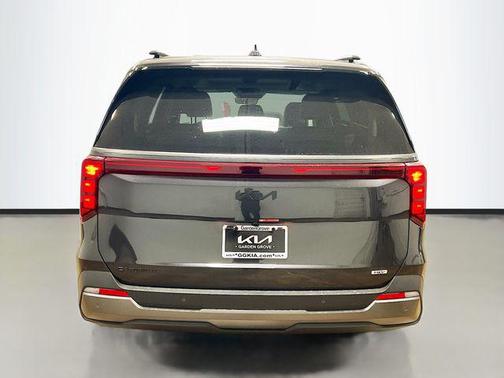 2025 Kia Carnival Hybrid SX