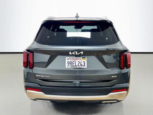 2025 Kia Sorento Hybrid EX