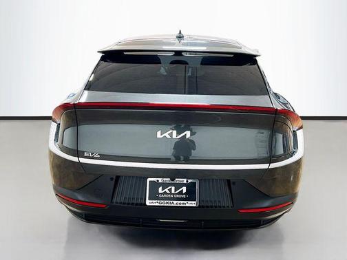 2023 Kia EV6 Light