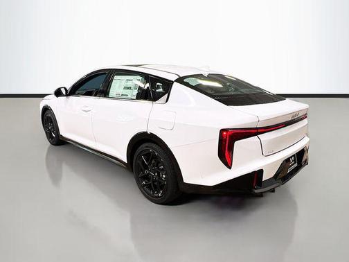 2025 Kia K4 GT-Line Turbo