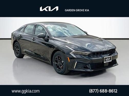 2025 Kia K5 LXS