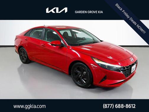 2022 Hyundai ELANTRA SEL