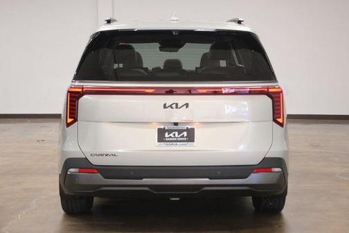 2025 Kia Carnival SX Prestige