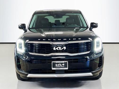 2022 Kia Telluride LX