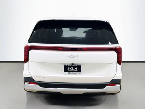 2025 Kia Carnival LXS