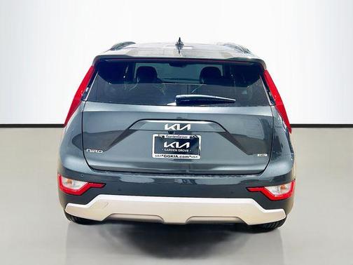 2025 Kia Niro EX
