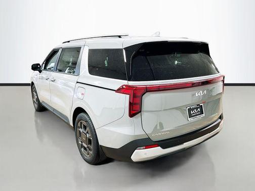 2025 Kia Carnival Hybrid EX