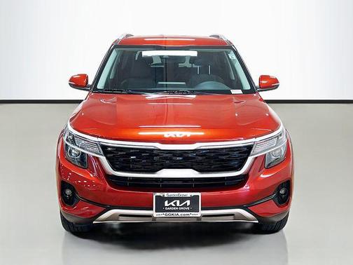 2023 Kia Seltos S