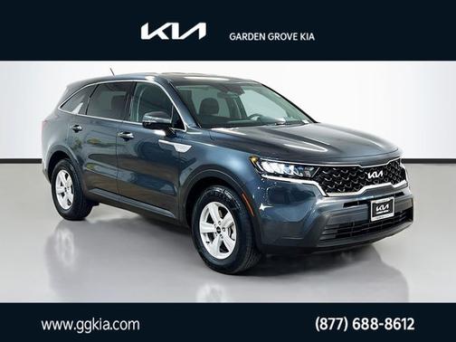 2023 Kia Sorento LX