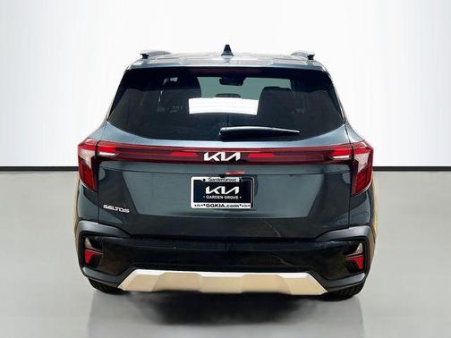 2025 Kia Seltos EX