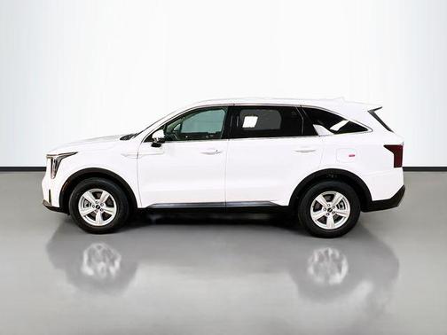 2024 Kia Sorento LX