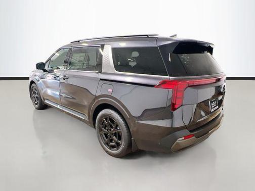 2025 Kia Carnival Hybrid SX
