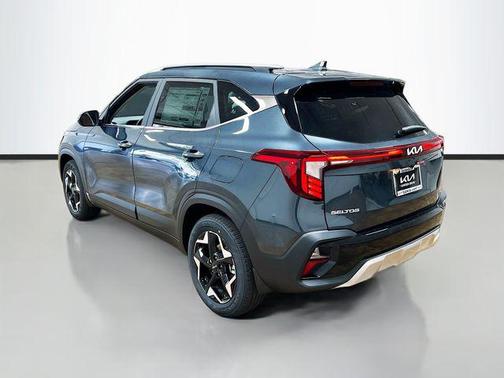 2025 Kia Seltos EX
