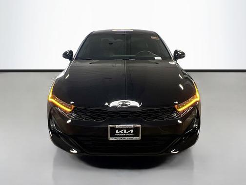 Ebony Black 2021 Kia K5 GT-Line