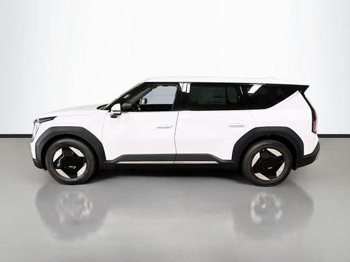 2026 Kia EV9 Light Long Range